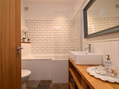 Picture 7